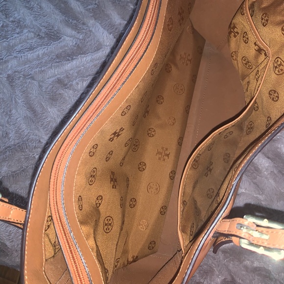 Tory Burch Cardamom colored tote purse - Picture 5 of 6